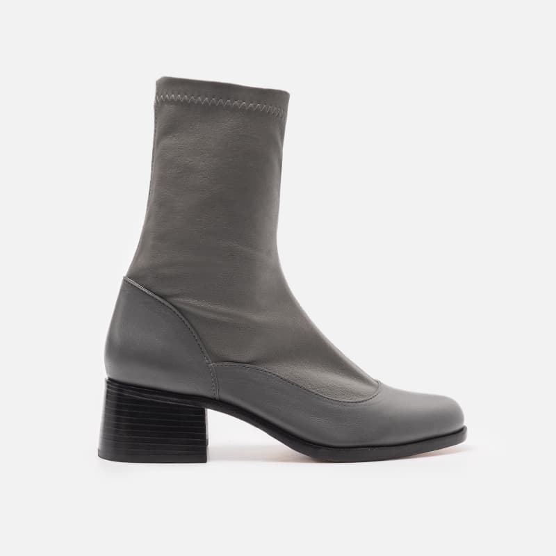 BOTA INVITTO 69401-57 CINZA