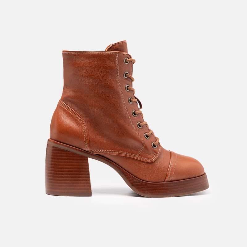 BOTA CAVAGE INFINITY 2 COGNAC CONHAQUE