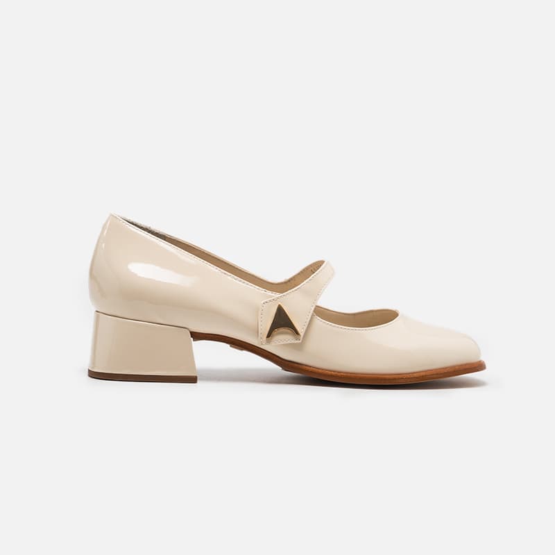 SAPATO CARRANO VERNIZ 696003 OFF WHITE