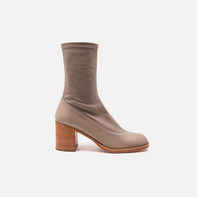 BOTA INVITTO FENDI