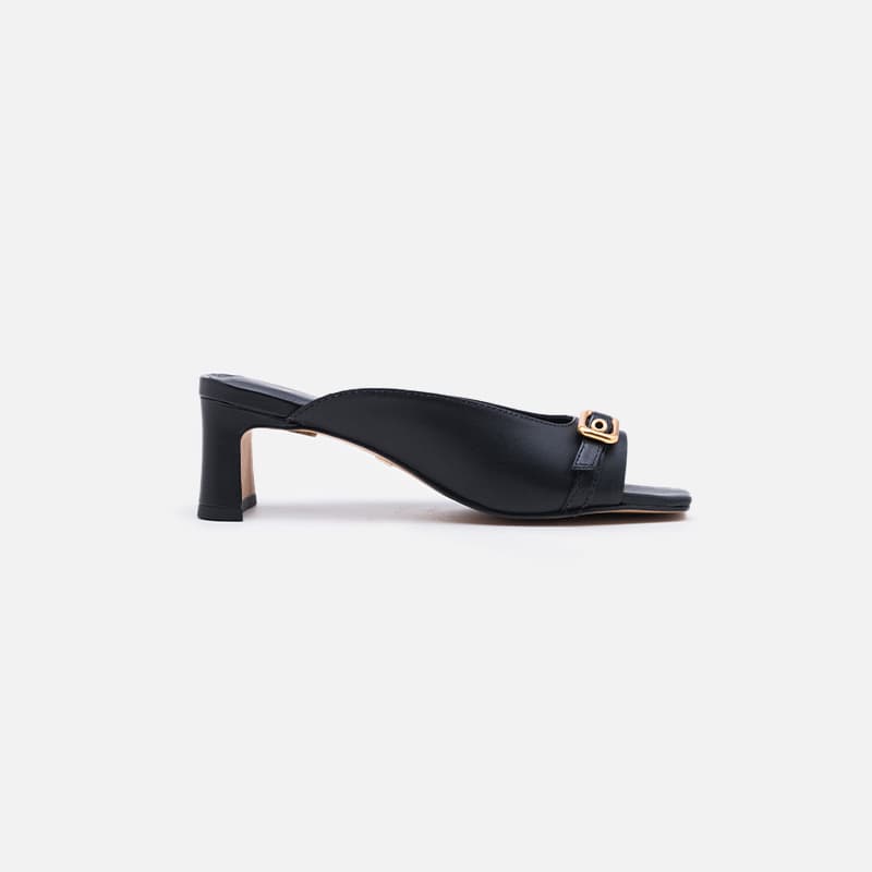 MULE EM COURO PRETO