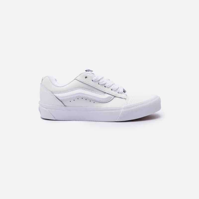 TENIS VANS VN0009QCW00-33 BRANCO