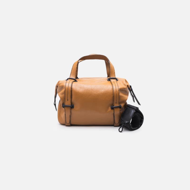 BOLSA LIVIA EM COURO OCRE