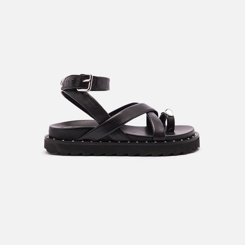 SANDALIA TACHINHAS PRETO