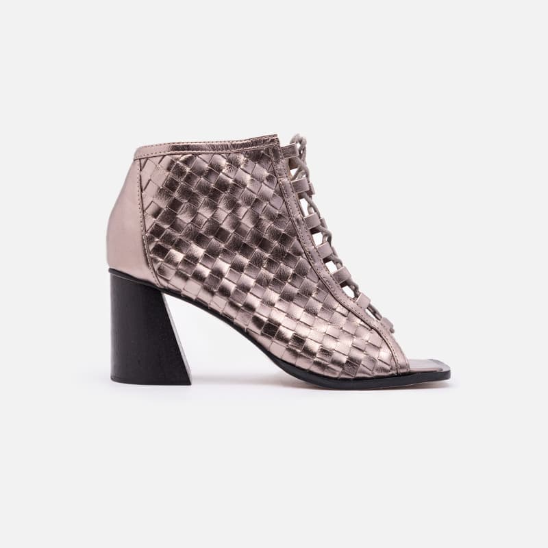 ANKLEBOOT QUADRICULADA ONIX