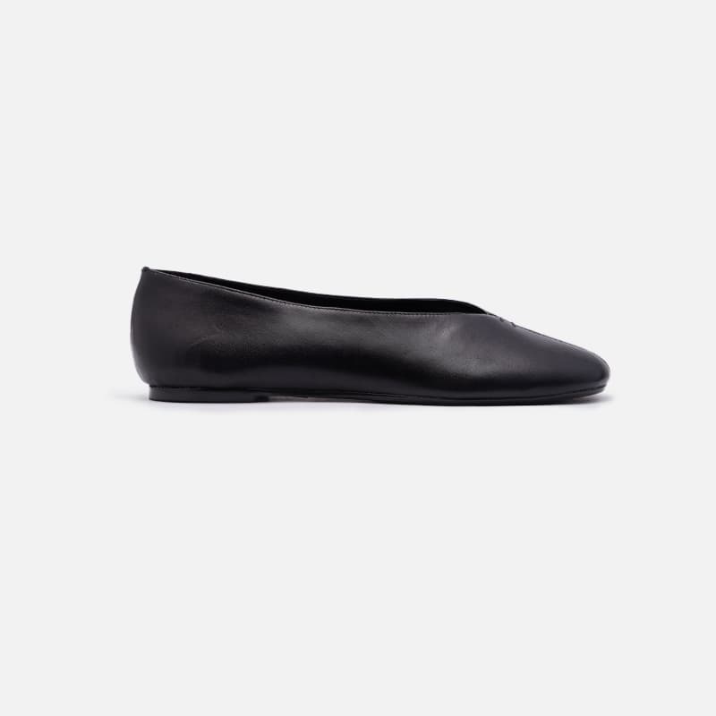 SAPATILHA SIMPLES PRETO