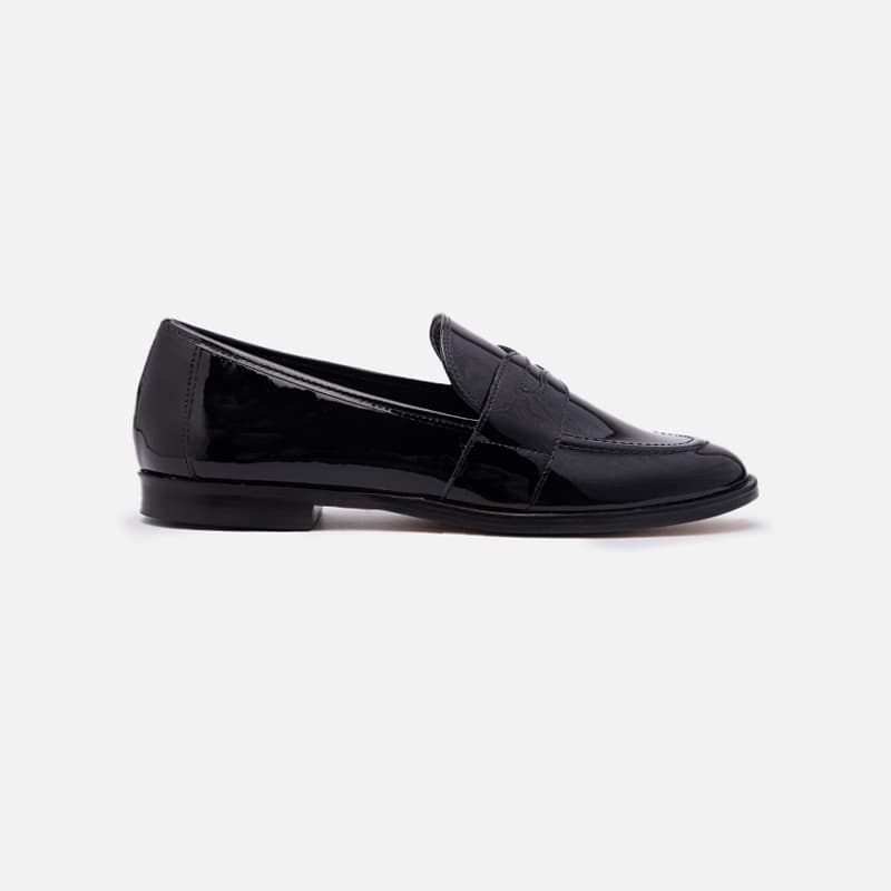 MOCASSIM CLASSIC VERNIZ PRETO