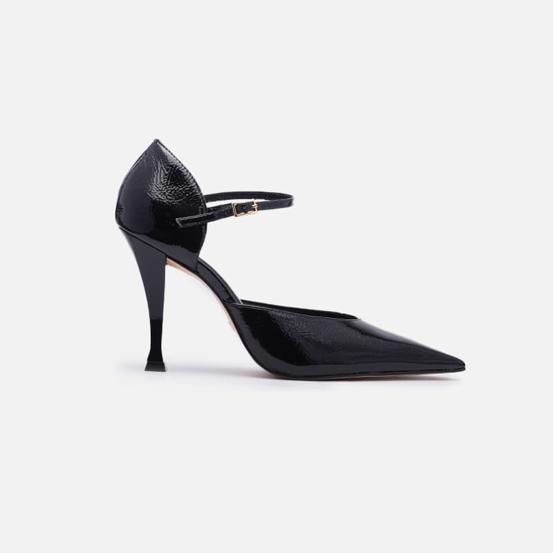 SCARPIN VERNIZ PRETO