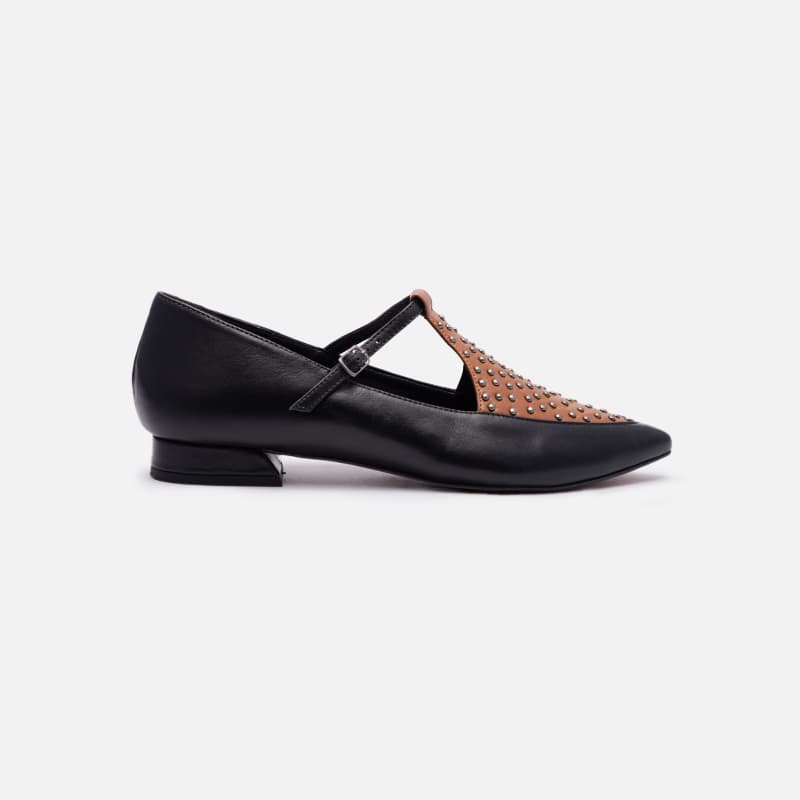 SAPATO APLICAÇOES PRETO